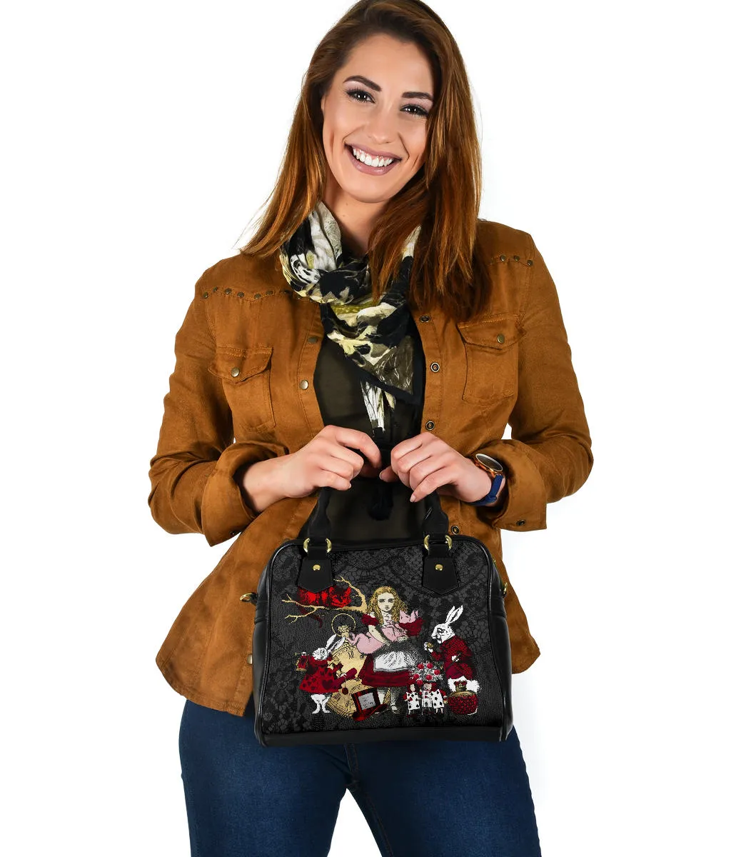 Alice in Wonderland, Alice and the Baby Pig Shoulder handbag (HBAP1)