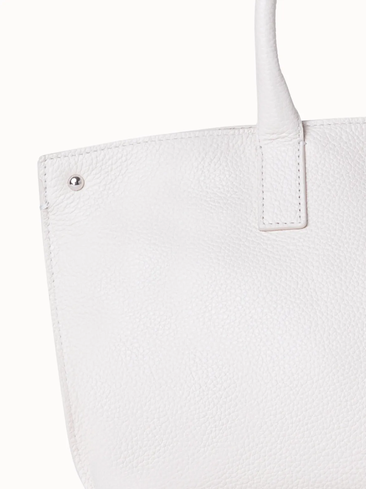 Little Ai Messenger Bag in Cervo-Kalbsleder