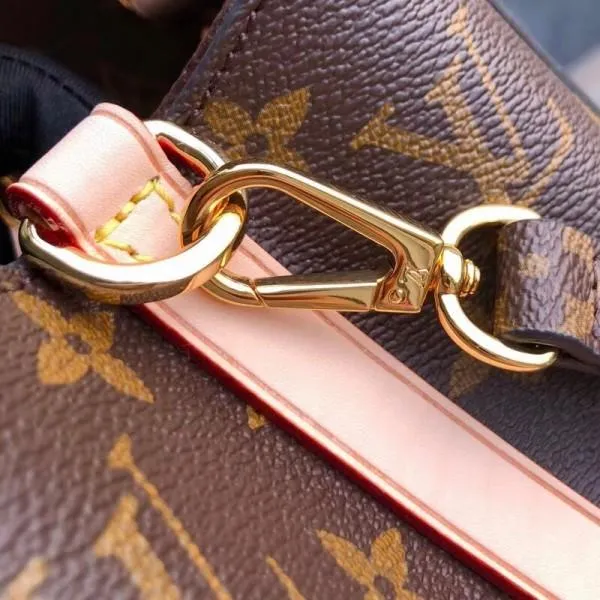 Monogram Canvas Montaigne Bb Bag M41055