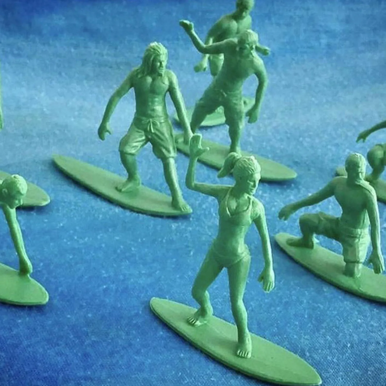 Toy Boarders SURF - not army men